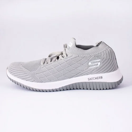 کفش اسپرت زنانه مدل خشتی میانه