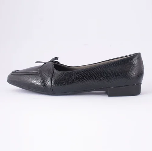 کفش چرم مصنوعی زنانه مدل نایومی